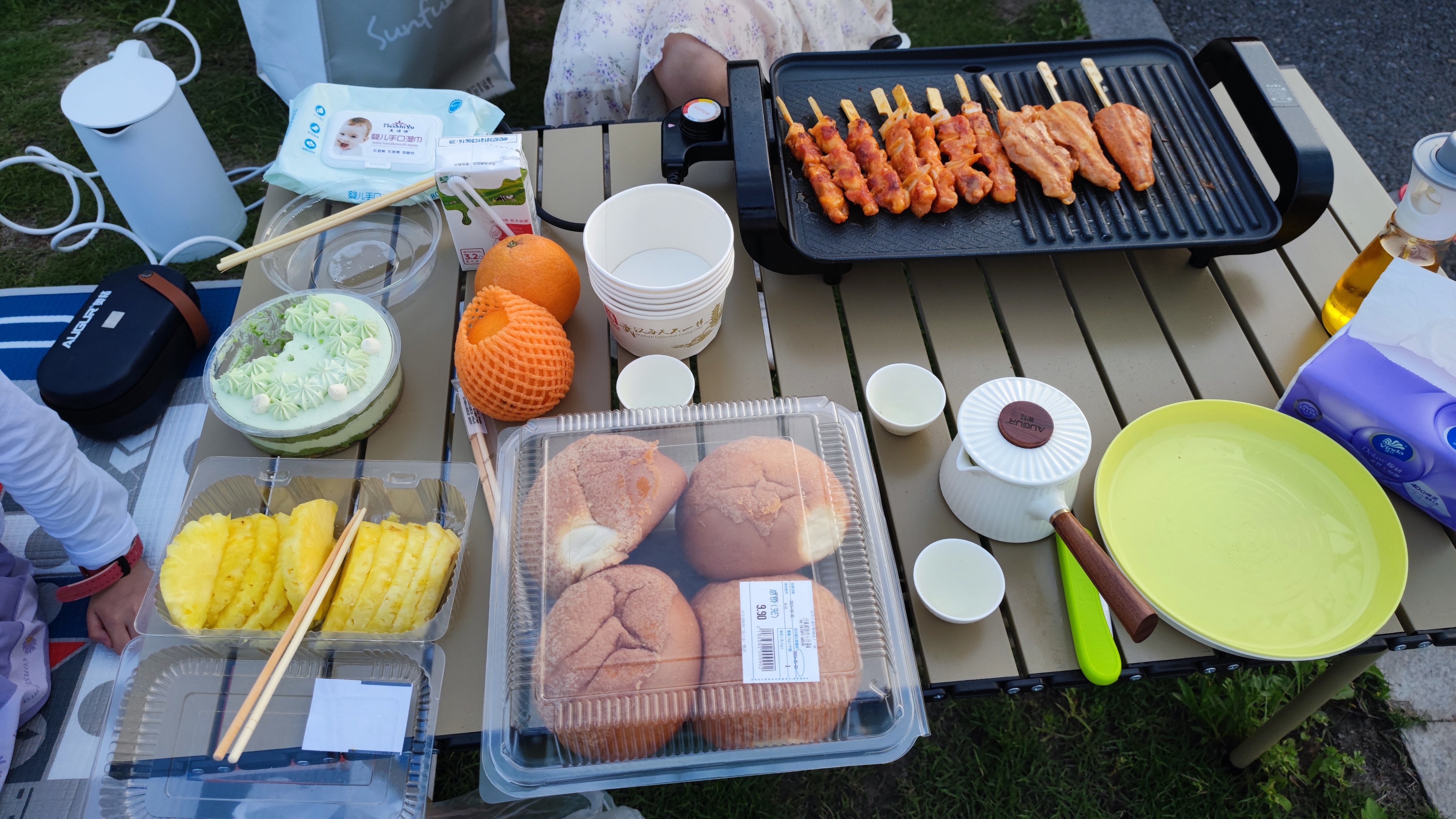 五一武汉江滩旅游人山人海,武汉青山江滩攻略