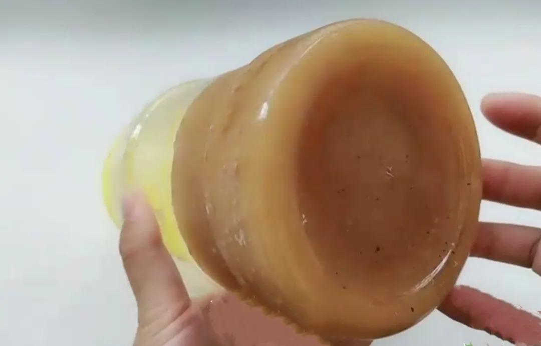 怎样识别蜂蜜真假鉴别方法图,辨别蜂蜜真假有结晶