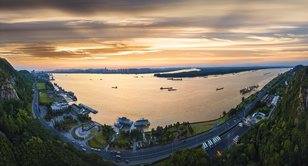 游览南京长江五马渡 (南京五马渡历史)