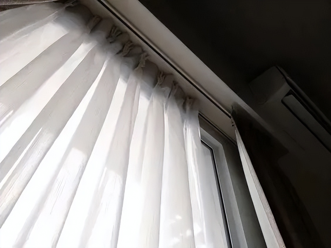 师傅装窗帘注意哪些事项,装窗帘到底要不要装窗帘盒