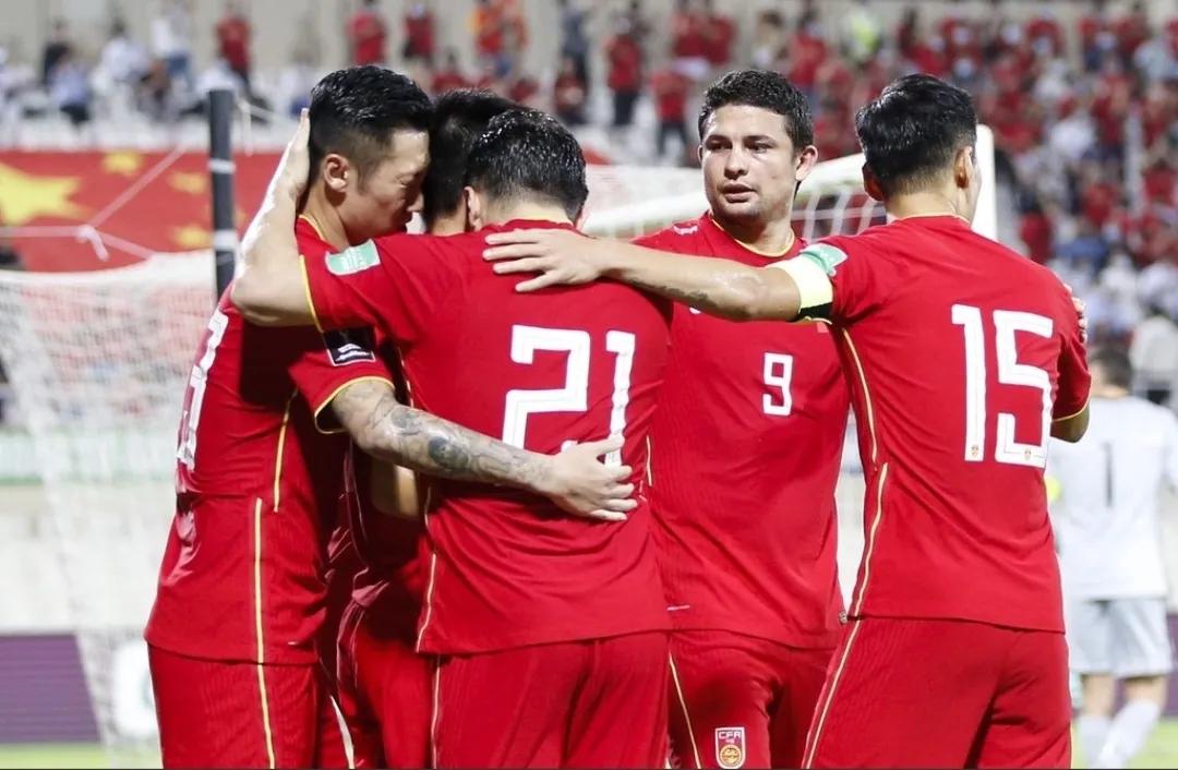 山客期评：为何受伤的总是中国足球？