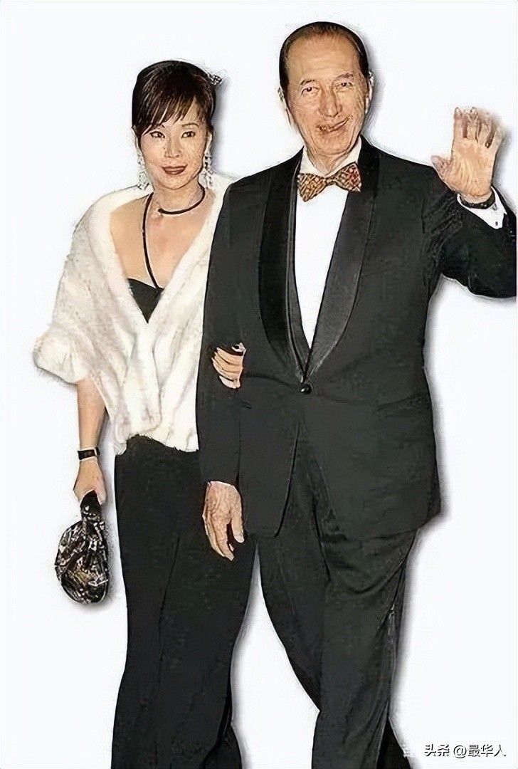 赌王千金利智,赌王千金像利智