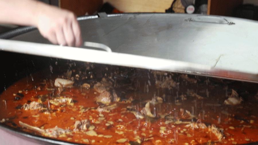 肉！肉！肉！「手撕大骨头」登陆晋江！比拳头还大