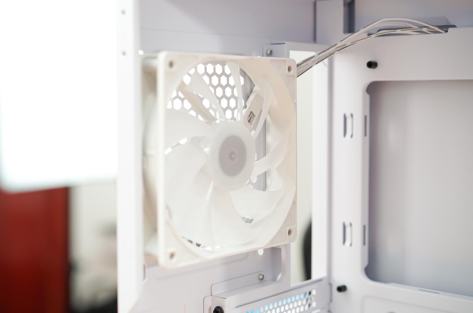 安钛克505机箱,安钛克机箱tx210