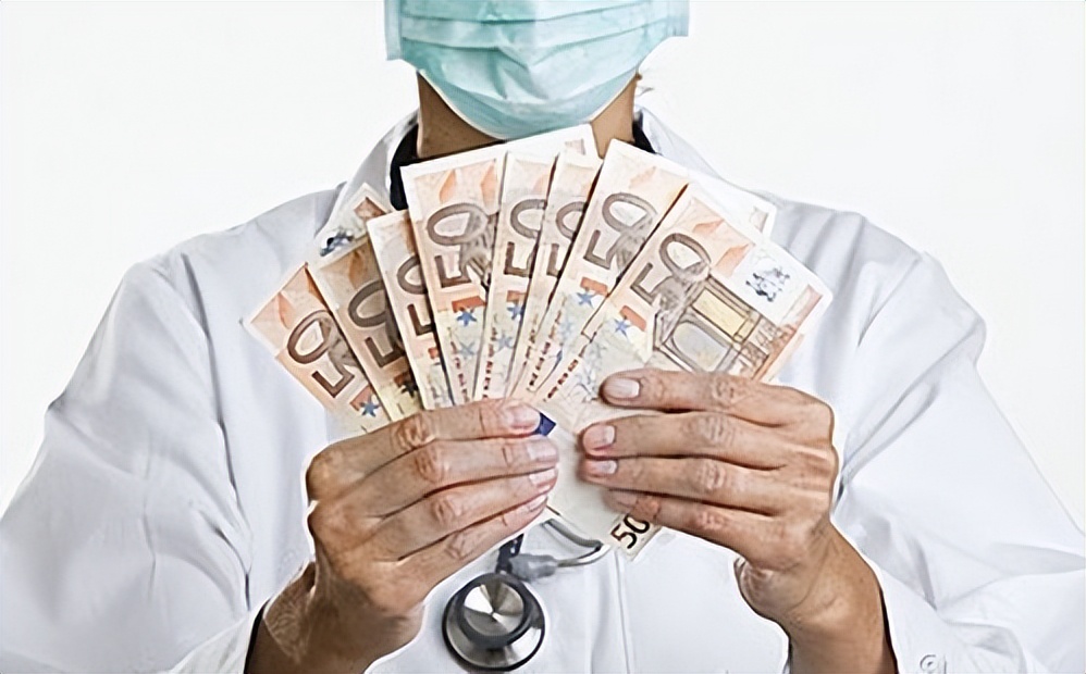 “医学博士不如后勤挣得多！”中山大学第一医院医生质问院领导