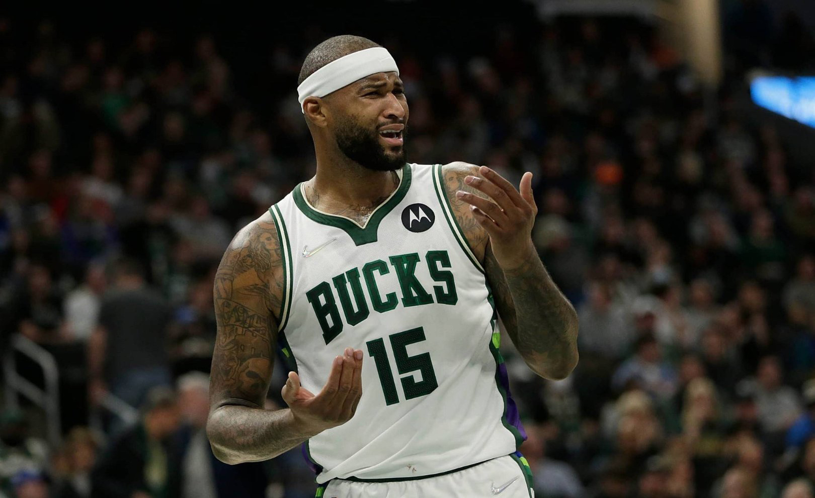 太惨了！加盟勇士，加盟湖人，加盟掘金，却始终和总冠军无缘