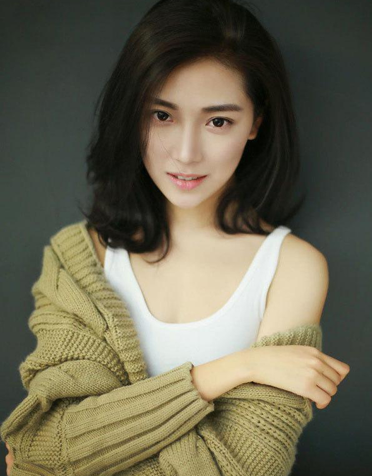 头发少细软适合什么发型超长发,头发细软少适合什么发型超短发