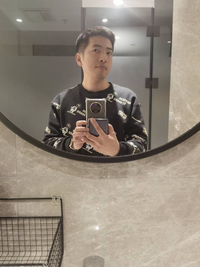 稳重成熟型男人,成熟稳重性格内敛的男生