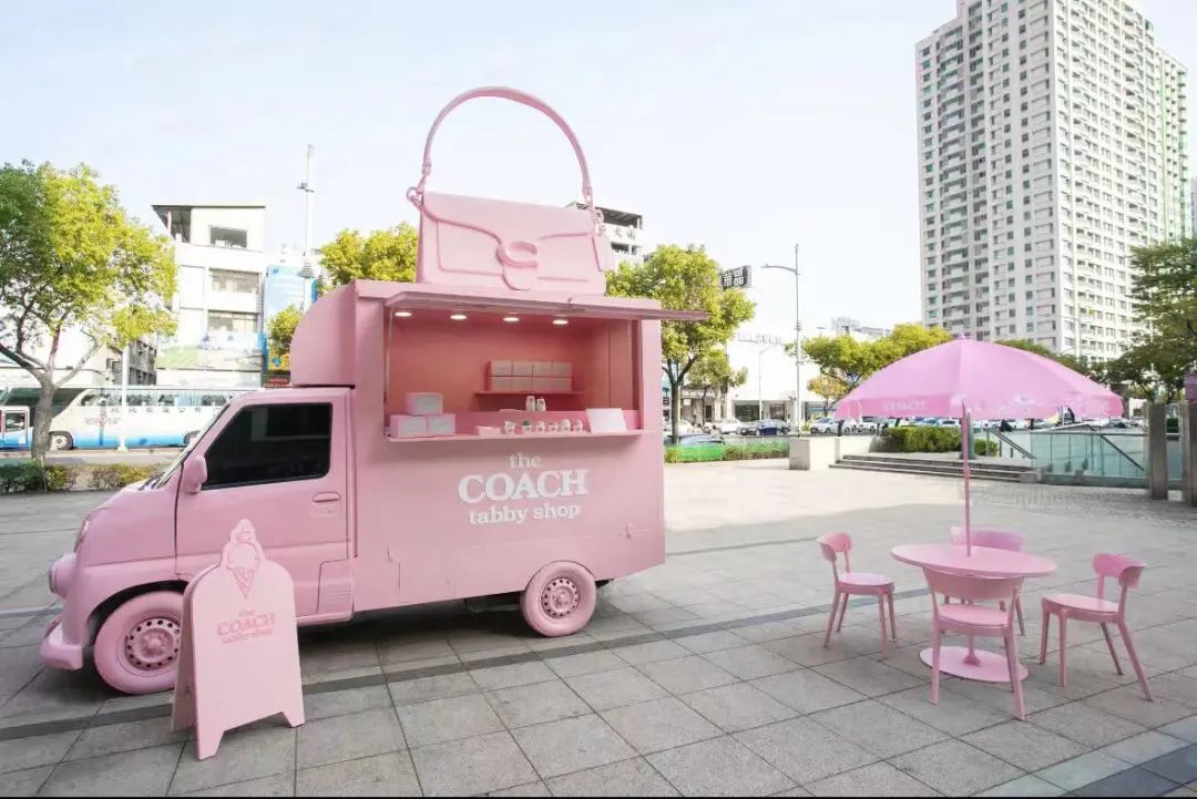 COACH Tabby Shop系列全球快闪店合集