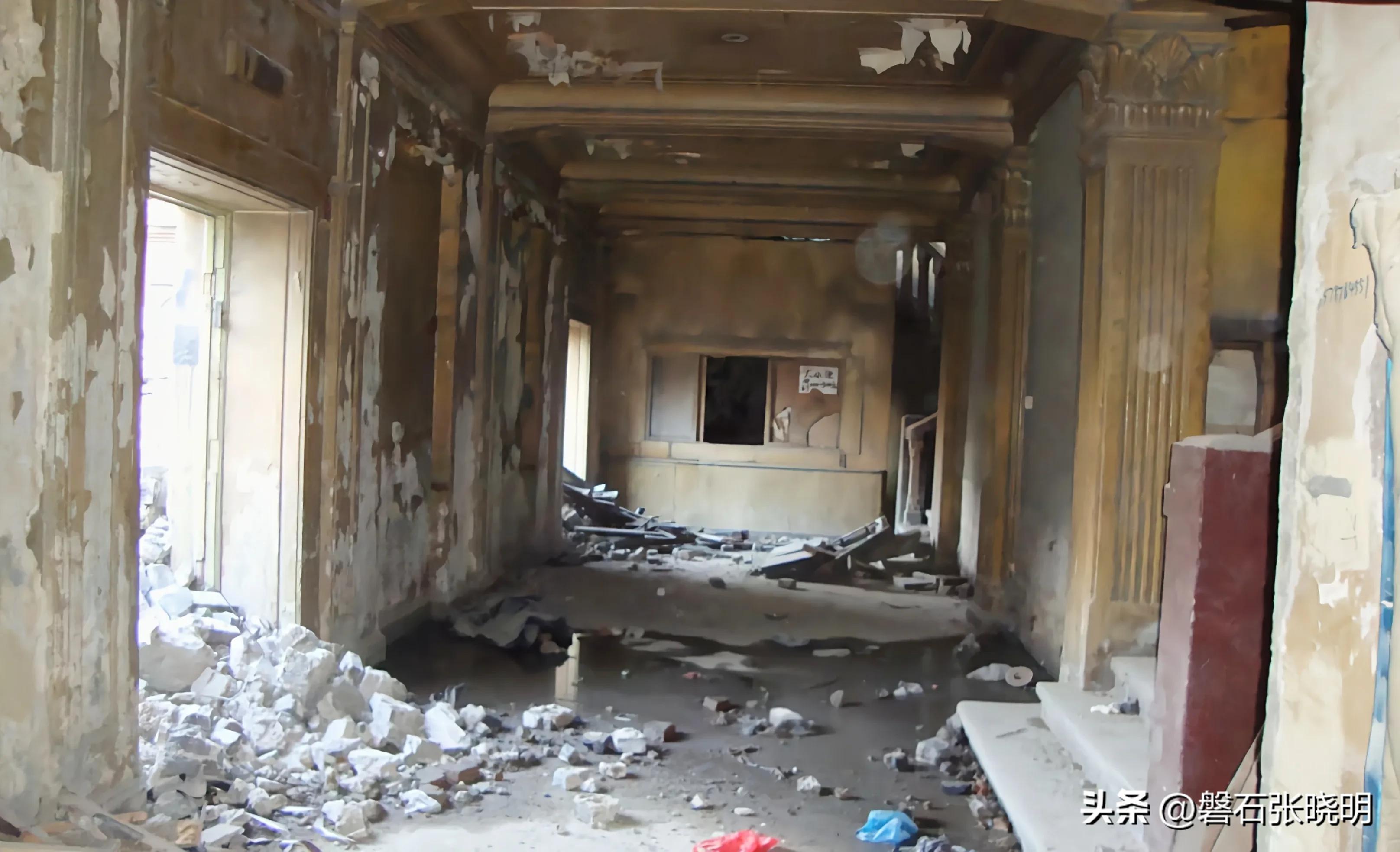 说说吉林省长春市大众剧场二零一零年五月二十三日拆扒时的景象