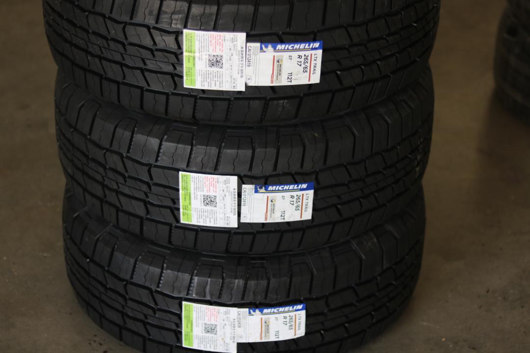 丰田霸道老车翻新升级好的出售,搞工地车翻新