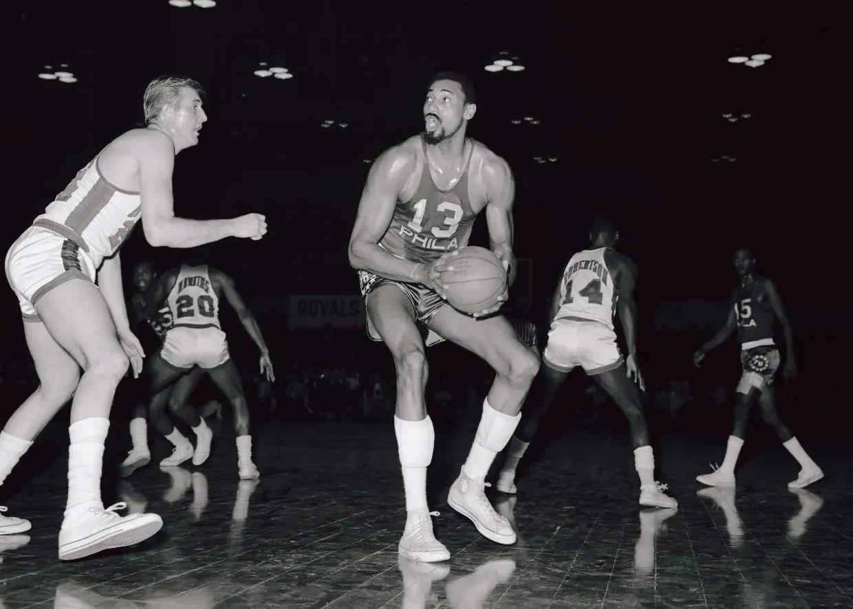 nba球队为乔丹退役球衣,有哪些队伍退役了乔丹的球衣