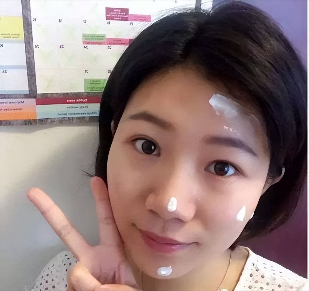 50岁女性用什么化妆品,50岁女人适合买什么奢侈品化妆品