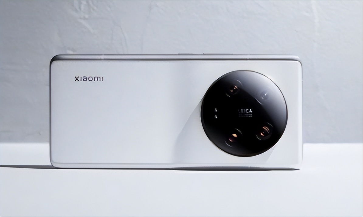 小米13ultra手机值得买吗,小米13ultra手机有哪些亮点和不足