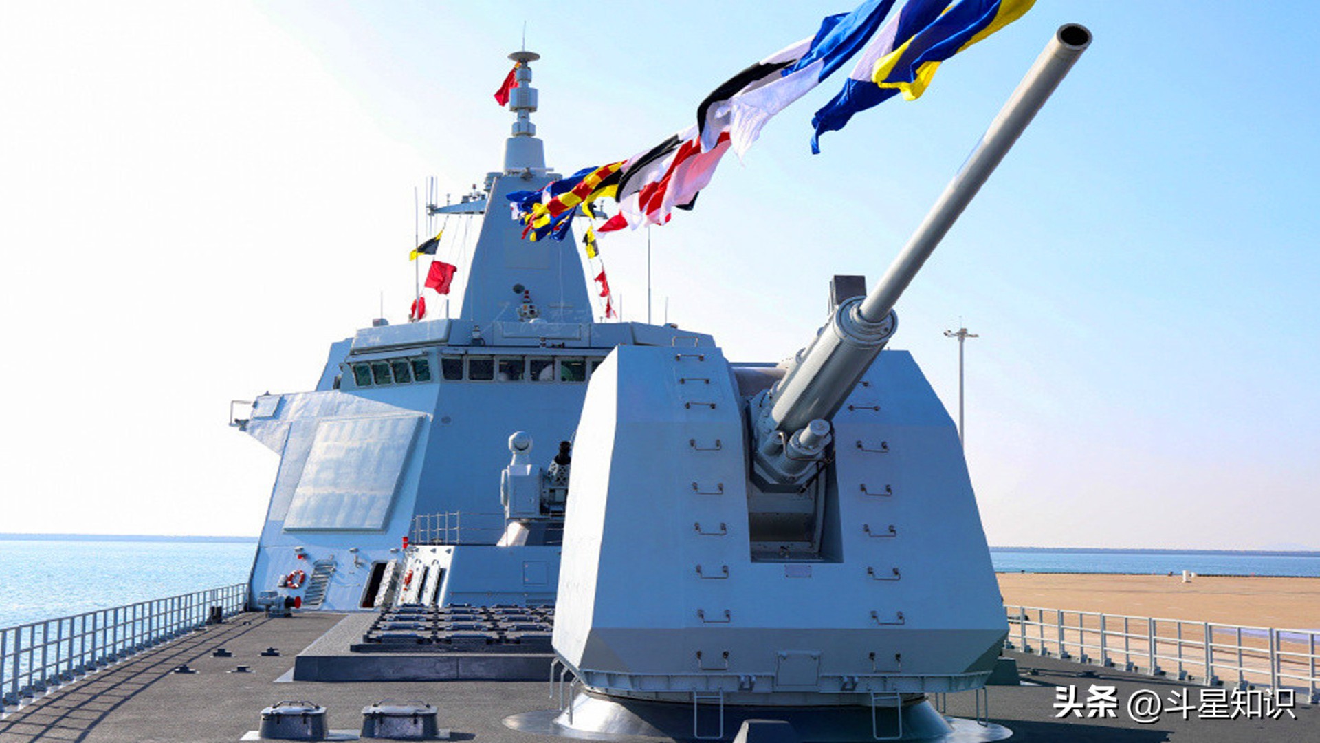 055型驱逐舰到底有多强,055型驱逐舰上的导弹威力多大