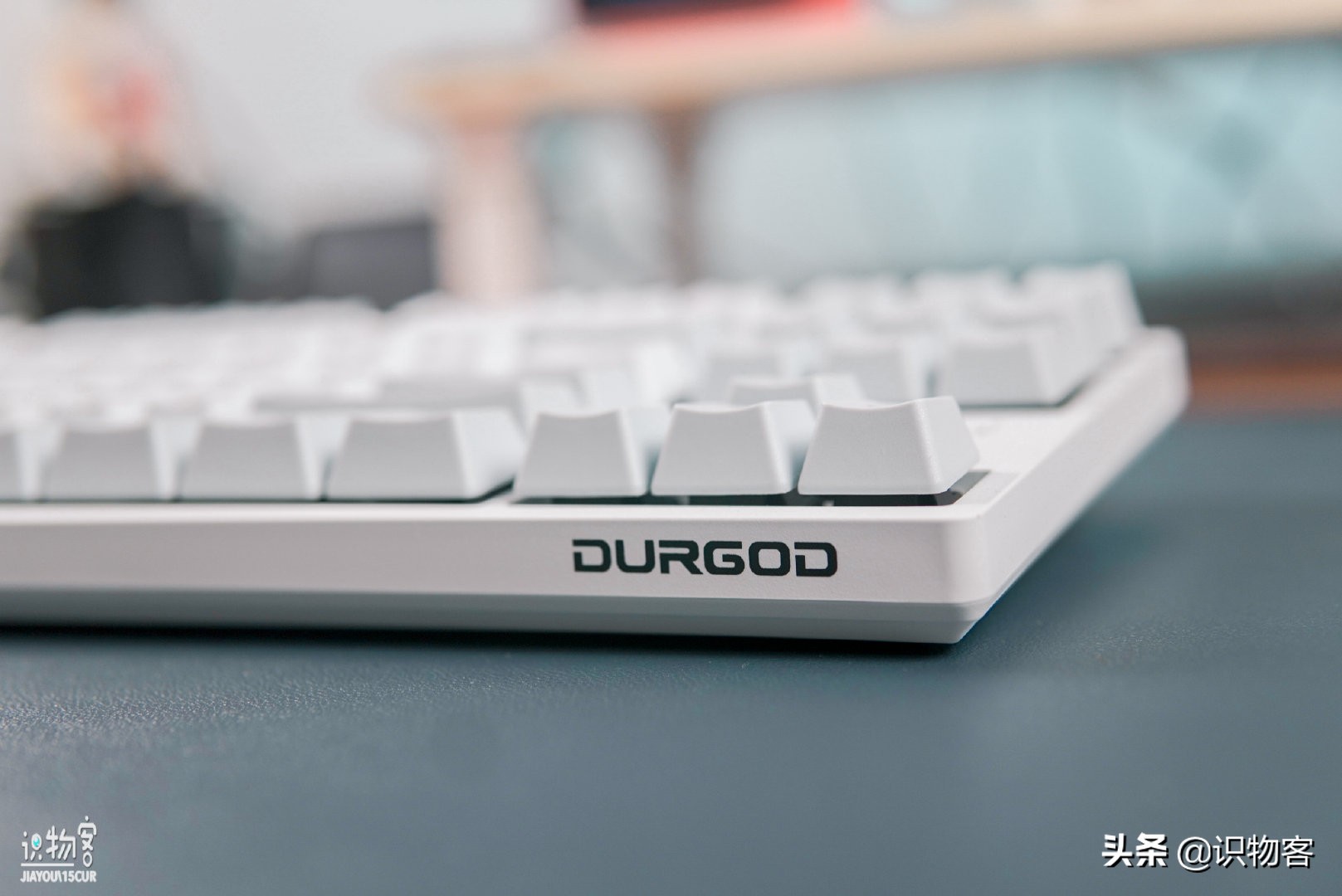 杜伽k320和腹灵mk870哪个好,杜伽k320键盘是无线还是有线的