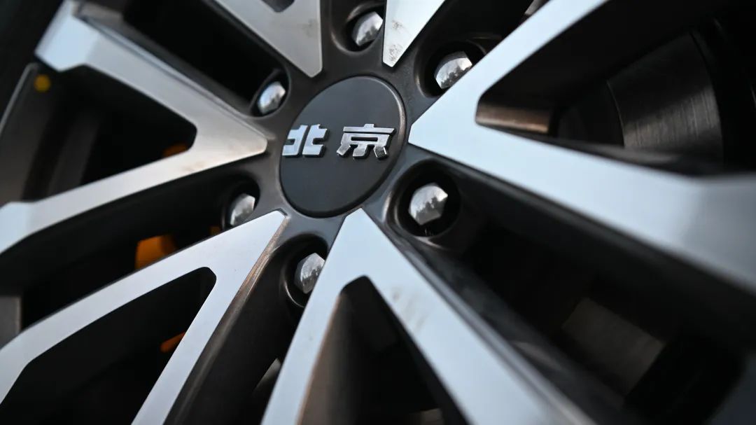 北京bj60价位高吗,北京bj60两驱多少钱