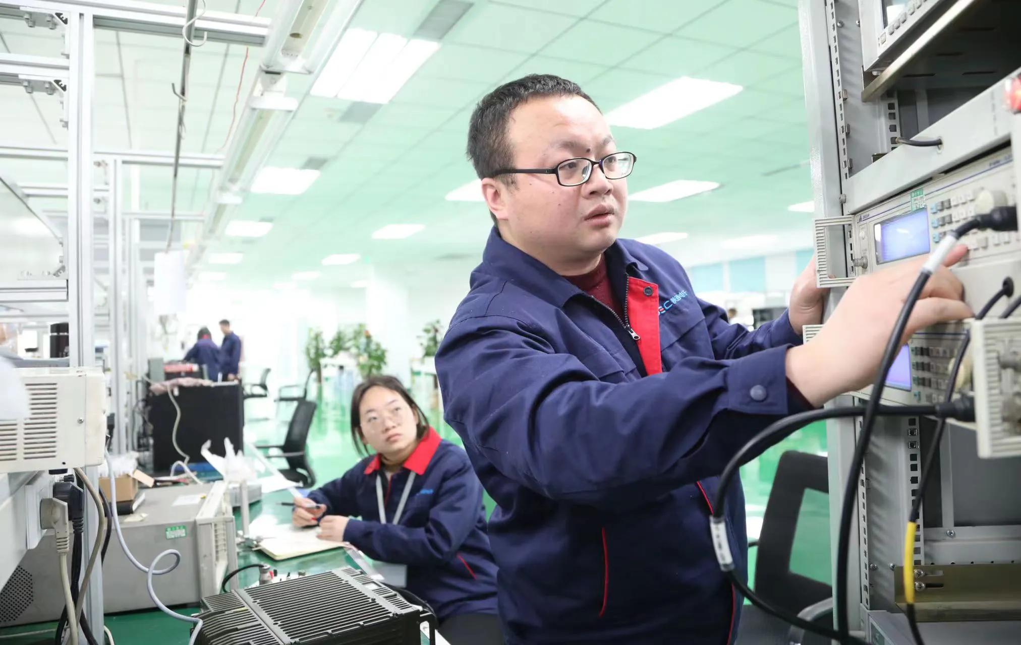 烽火电子核心技术,研发投入如何促进企业创新