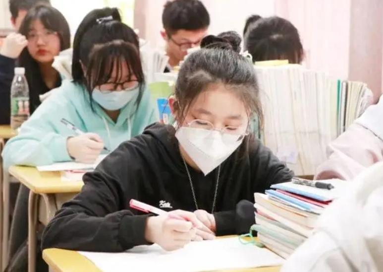 2022高三考生需注意，高校录取将迎来新调整，或不再区分一二三本