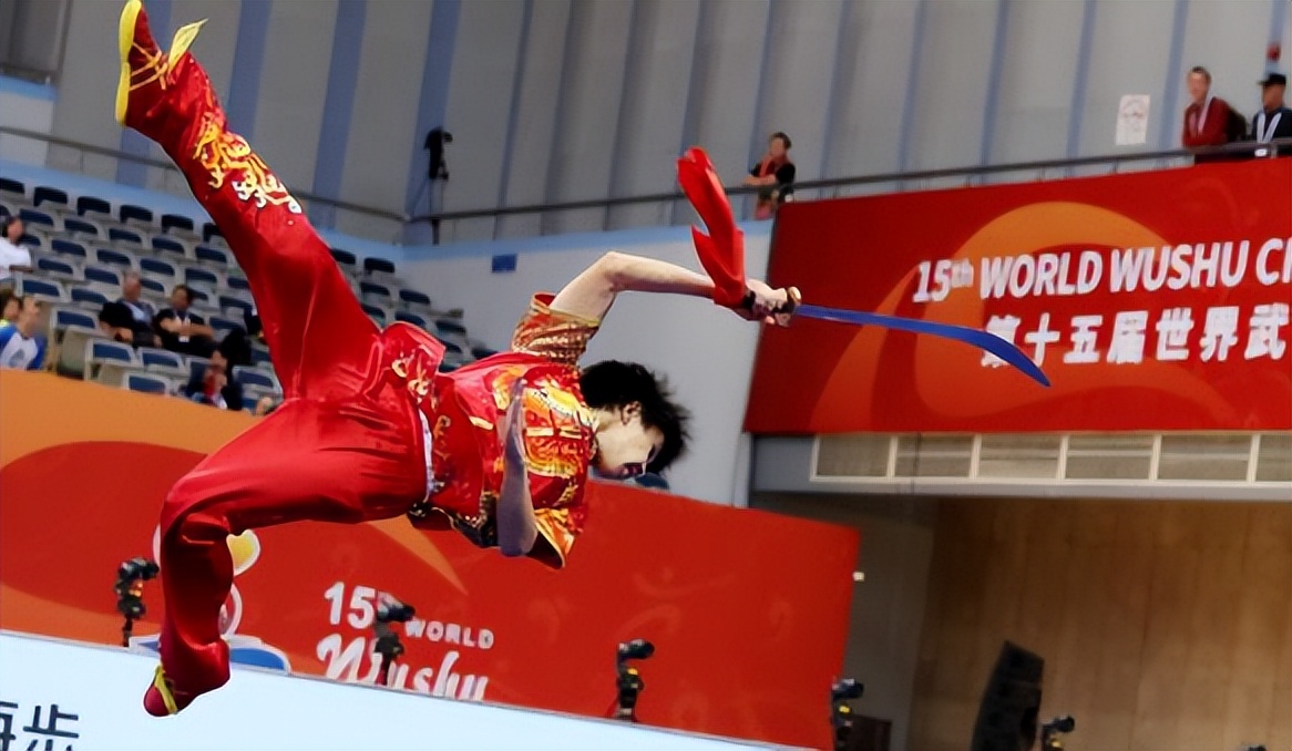 奋进新征程体育活动,建功新时代奋进新征程非凡十年