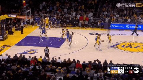 湖人勇士g4全场沃克多少分,湖人vs勇士g4第四场沃克