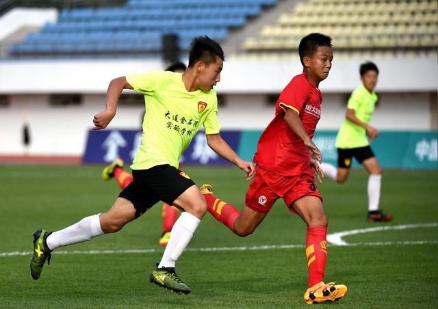 许家印恒大足球三个五年计划,许家印崛起