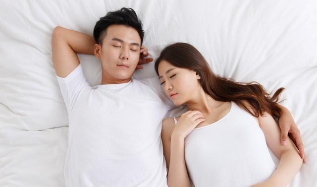 月子岳母惊现弟媳,丈夫痛哭失财失爱