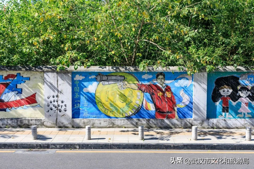 汉阳有城墙吗,汉阳江滩雕塑墙