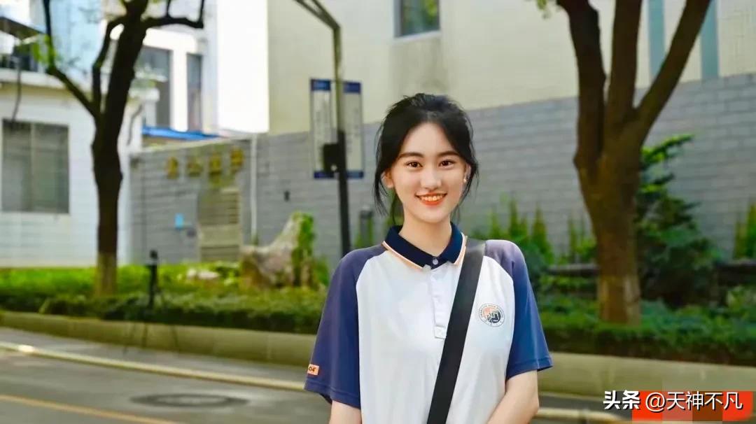 高考女孩漆嘉怡采访视频,漆嘉怡录取