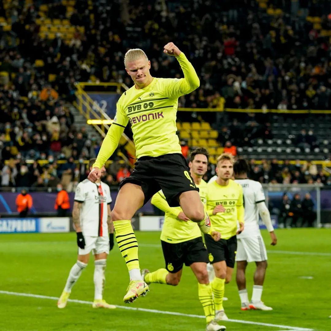 欧冠之夜拜仁出场,欧冠之夜战火重燃视频