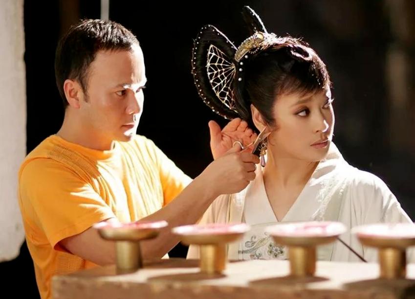 给美女换脸，年赚16亿！最会“耍大牌”中国男人，还在狂飙