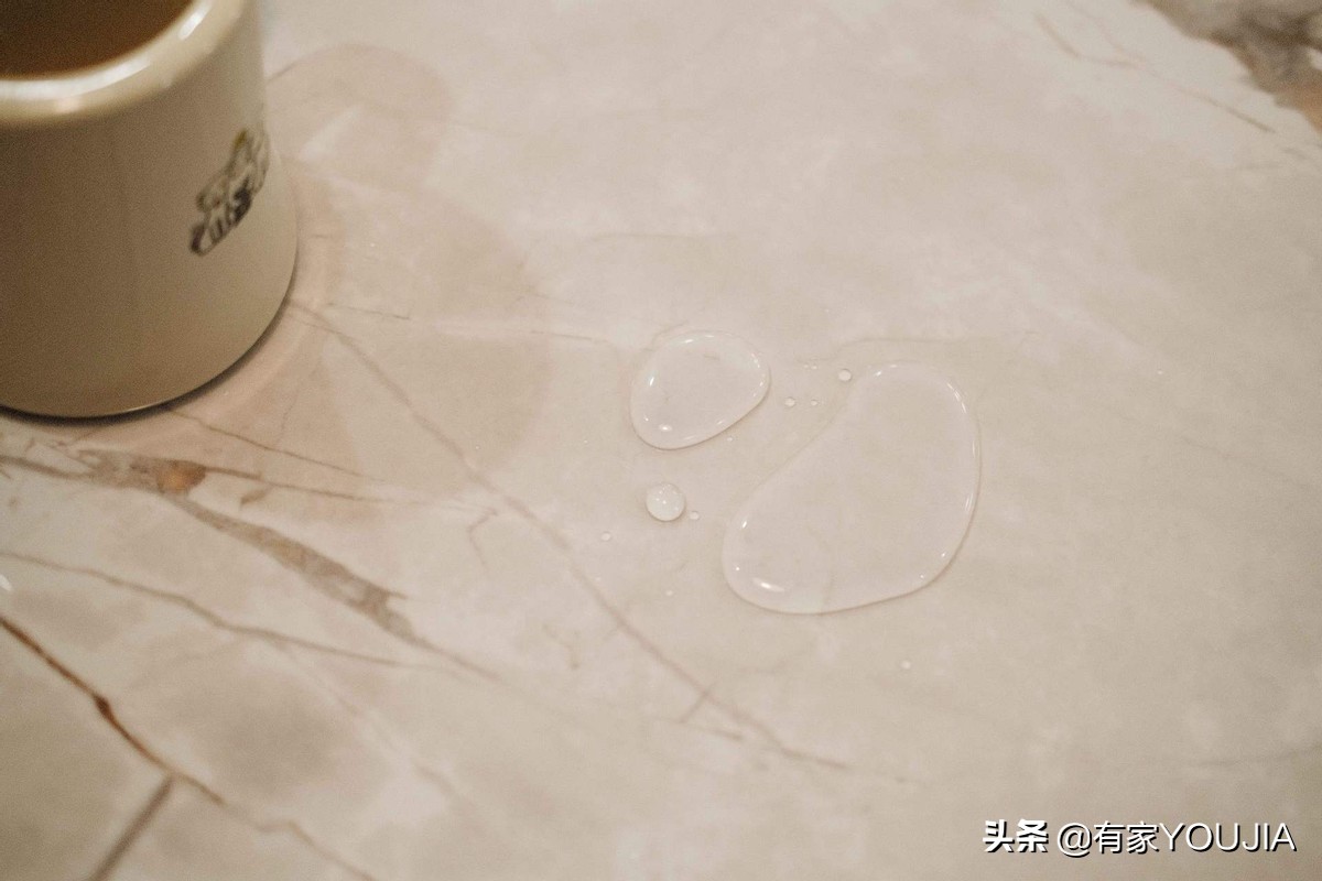 怎么选择正品岩板餐桌,选什么样的岩板餐桌