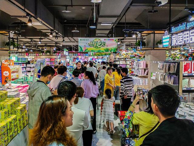 奶粉为什么实体店比网上便宜,奶粉为什么网上便宜还多