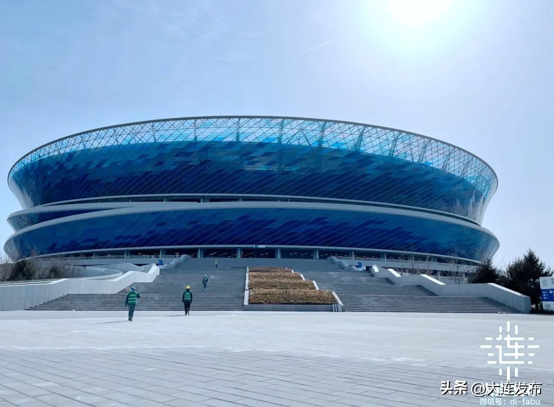 大连梭鱼湾专业足球场投资方,大连梭鱼湾足球场全国排第几