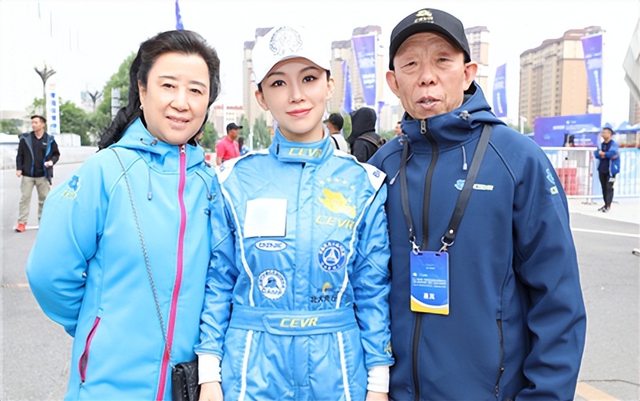 九球天后潘晓婷的成名之路,九球天后潘晓婷结过婚没有