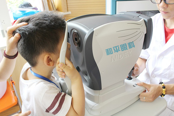 上海治疗幼儿内弱视哪家医院好,儿童弱视眼科医院哪里最好