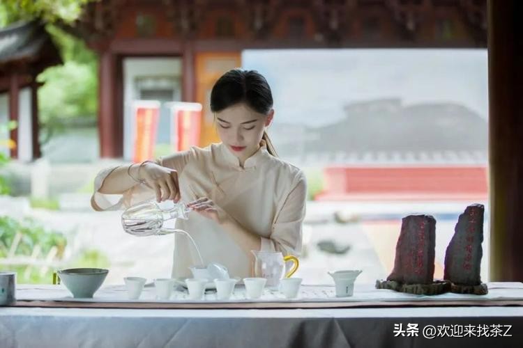 夏天喝红茶是不是容易上火,喝红茶喝得多是什么原因