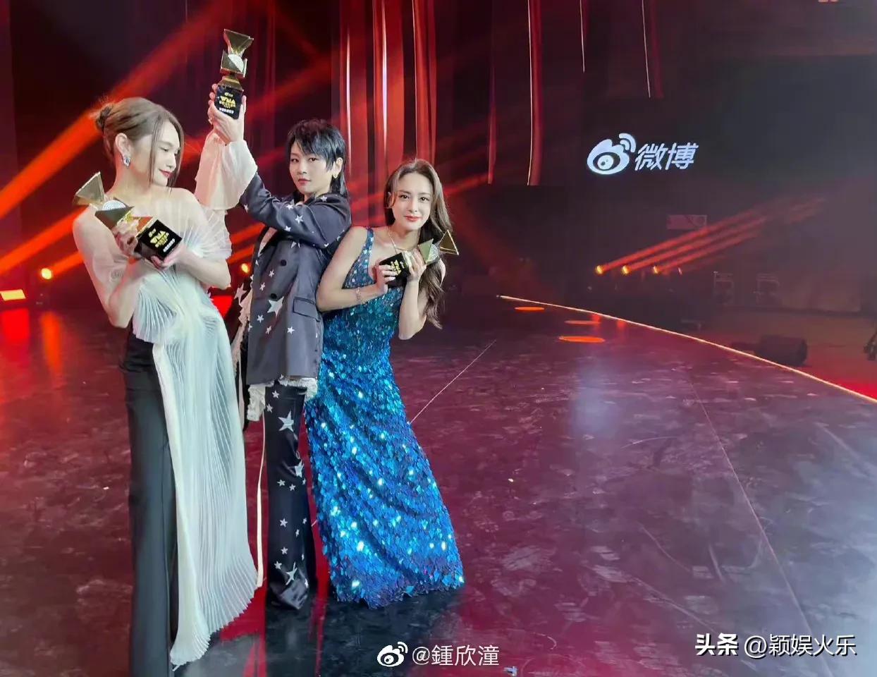 2022年度微博音乐盛典,众女星走红毯,明星高清壁纸