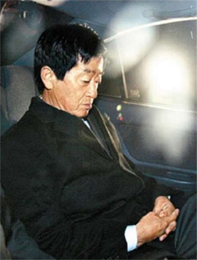 韩国总统卢武铉跳崖,韩国总统卢武铉之死