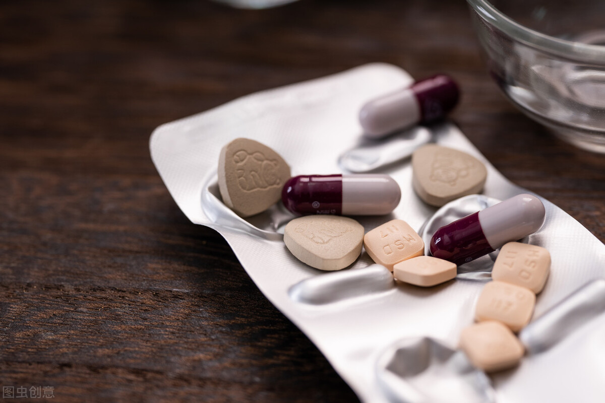 吃着抗癫痫的药为什么还会发作呢,吃着药癫痫还是犯怎么办