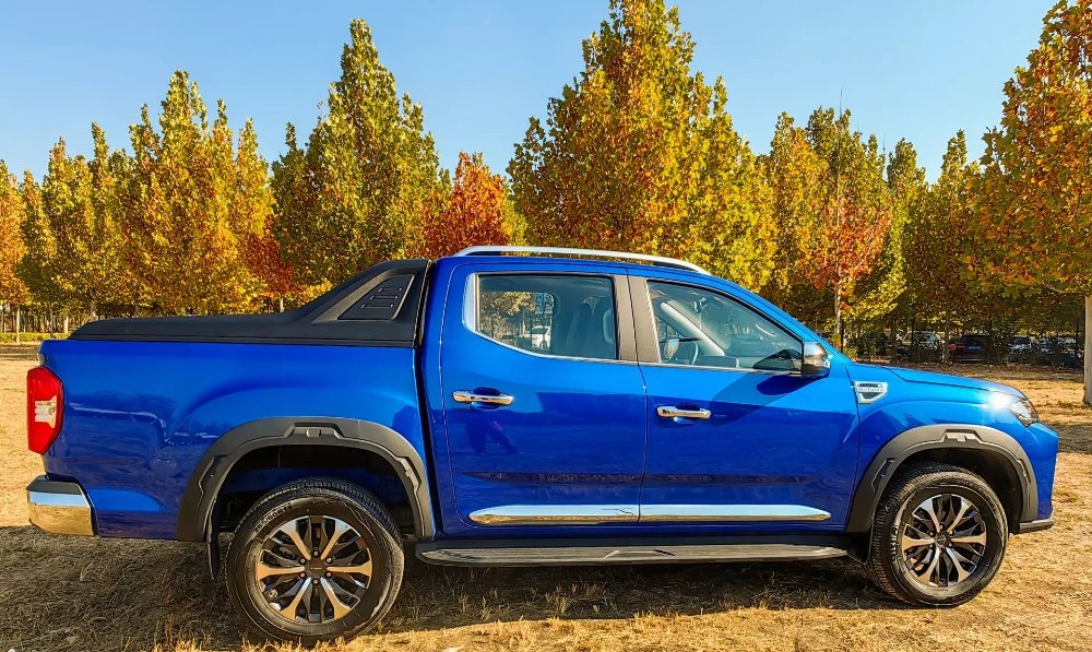 上汽大通maxusv90试驾,上汽大通maxust90详解