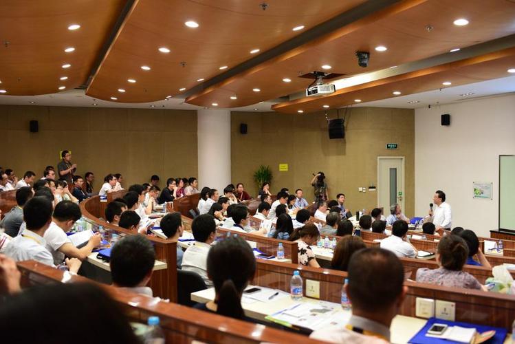 美国博物馆教育纳入国民教育体系,美国自然历史博物馆的由来