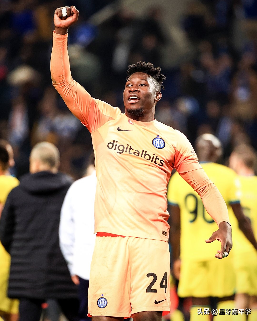 fifaonline4本泽马和哈兰德,欧冠范德法特锐评哈兰德