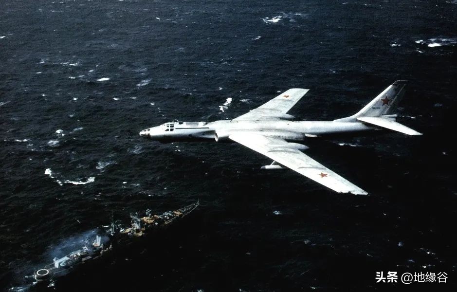 俄罗斯飞机无起落架降落,俄罗斯大飞机最新消息