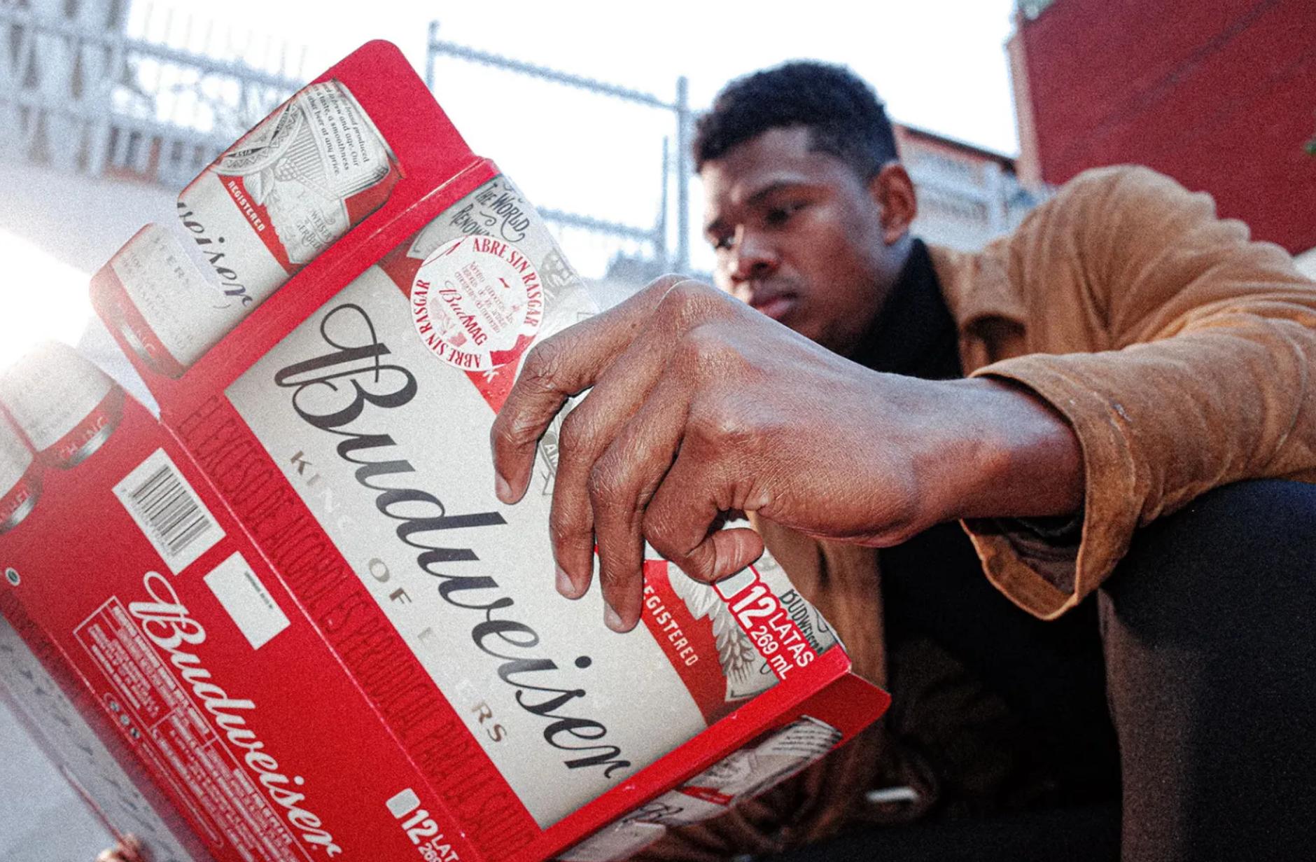 买啤酒送杂志的新形式，百威想出来了