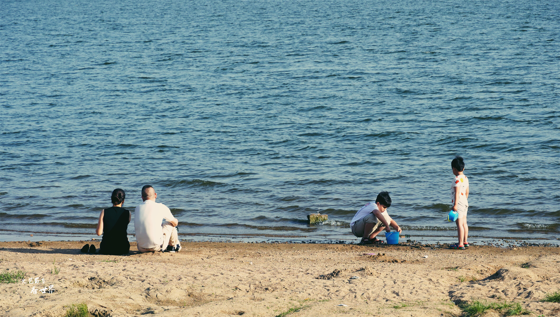 棋盘山是沈阳人民的后花园,春夏秋冬都招人爱,可以爬山环湖滑雪