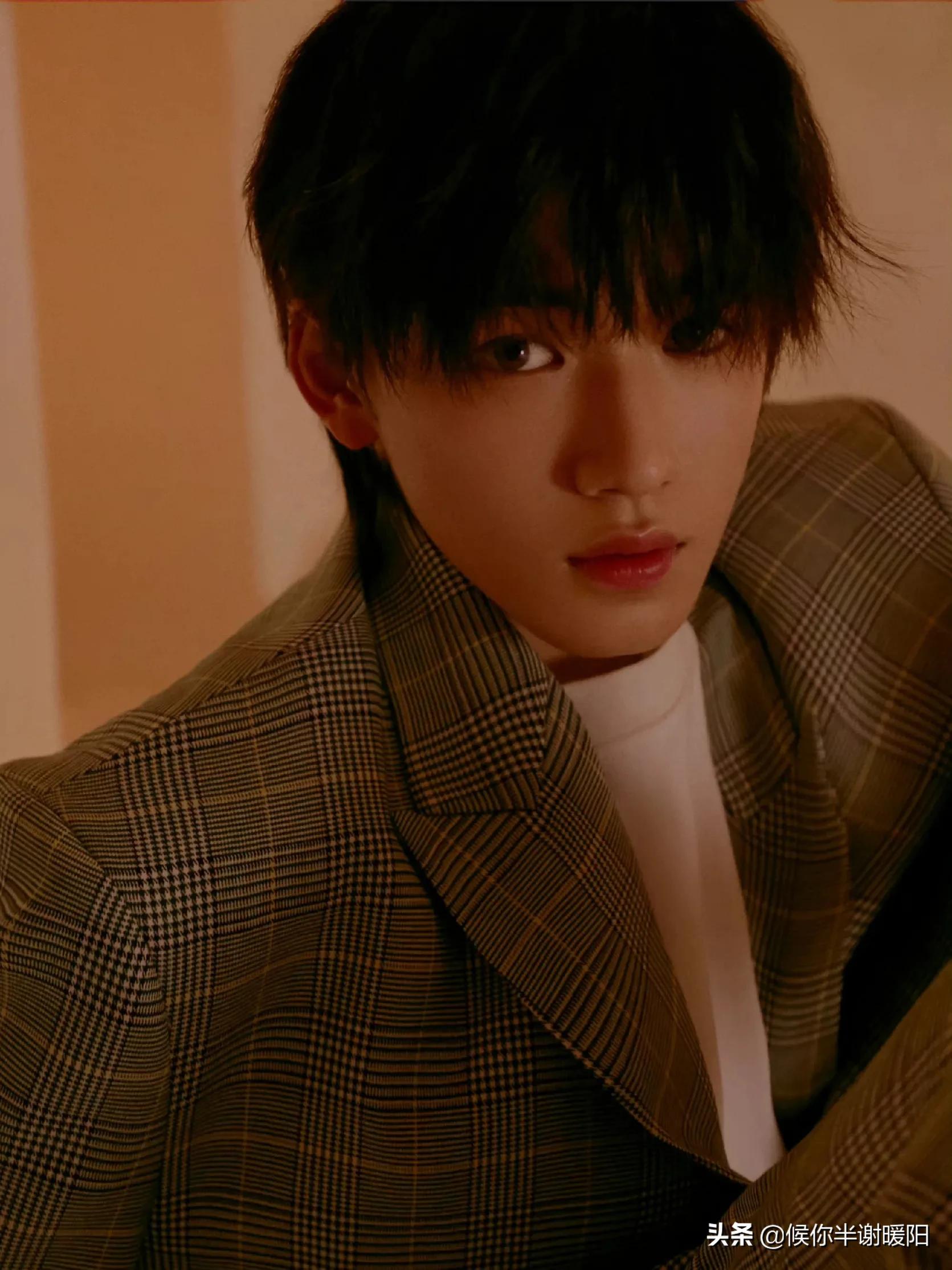 王一博和白敬亭穿搭,休闲西服穿搭白敬亭