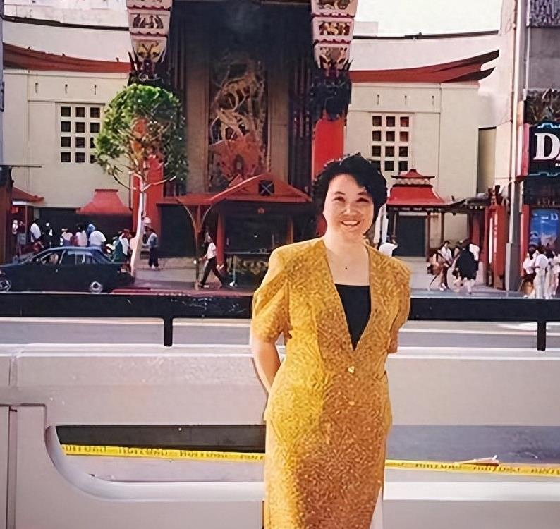 她在美国生活多少年,她在美国