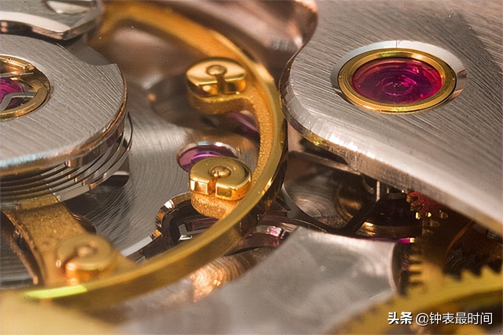瑞士名表哪一款方形表盘好看,细数瑞士奢侈腕表
