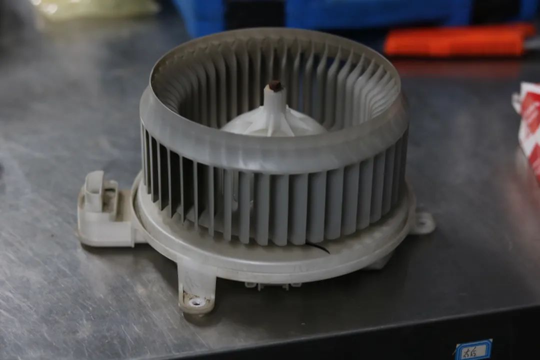 12代皇冠经典复原,14代皇冠彻底翻修之后感受